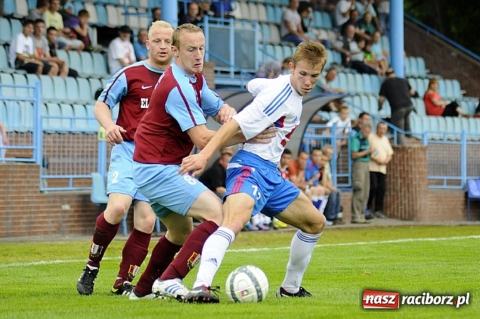 Zdjęcie w galerii na portalu naszraciborz.pl: Iskra Pszczyna za mocna dla Unii wiadomości z regionu