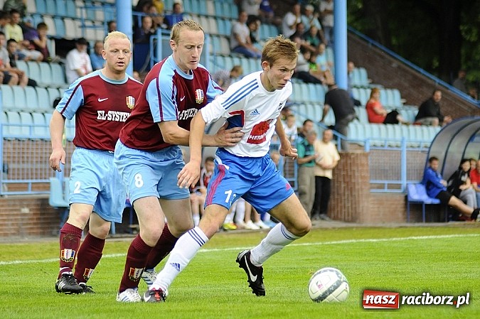 Zdjęcie w galerii na portalu naszraciborz.pl: Iskra Pszczyna za mocna dla Unii wiadomości z regionu