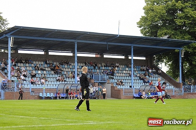 Zdjęcie w galerii na portalu naszraciborz.pl: Iskra Pszczyna za mocna dla Unii wiadomości z regionu