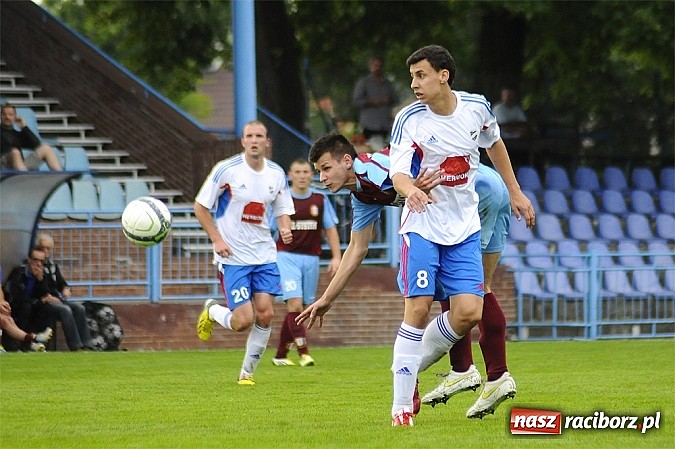 Zdjęcie w galerii na portalu naszraciborz.pl: Iskra Pszczyna za mocna dla Unii wiadomości z regionu