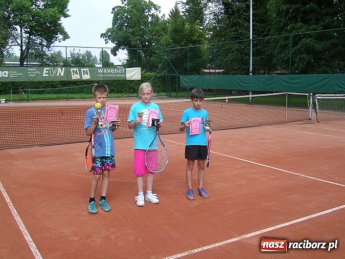 Zdjęcie w galerii na portalu naszraciborz.pl: Dzień Dziecka na kortach Rafako wiadomości z regionu