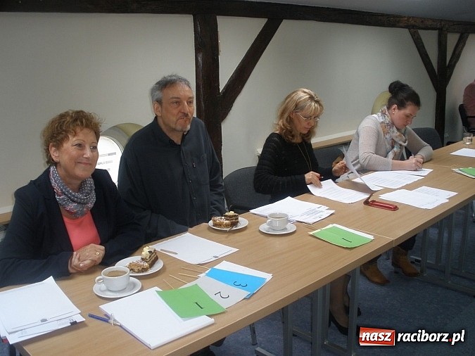 Zdjęcie w galerii na portalu naszraciborz.pl: Zostali pracownikami hotelowej recepcji... wiadomości z regionu