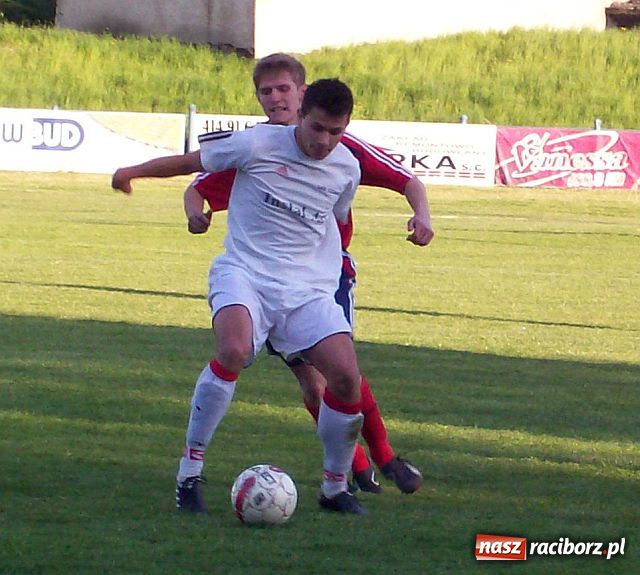 Zdjęcie w galerii na portalu naszraciborz.pl: Trzy gole i trzy punkty raciborskiej Unii wiadomości z regionu
