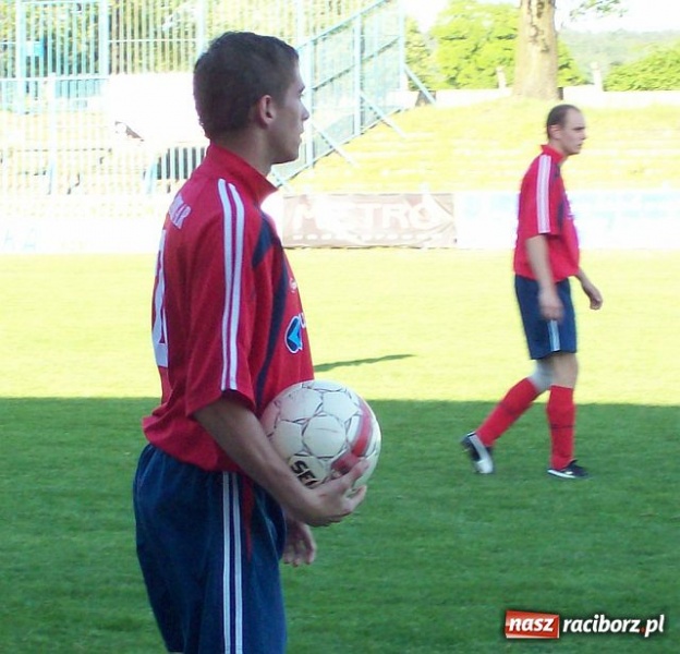 Zdjęcie w galerii na portalu naszraciborz.pl: Trzy gole i trzy punkty raciborskiej Unii wiadomości z regionu