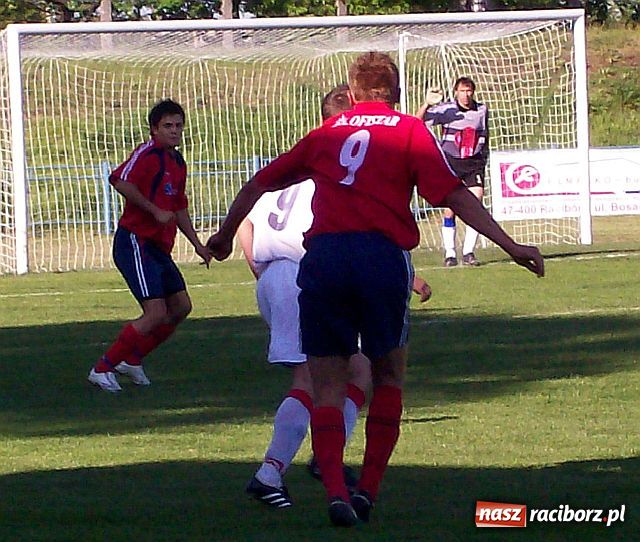 Zdjęcie w galerii na portalu naszraciborz.pl: Trzy gole i trzy punkty raciborskiej Unii wiadomości z regionu