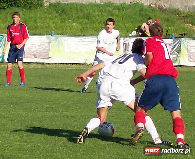 Zdjęcie w galerii na portalu naszraciborz.pl: Trzy gole i trzy punkty raciborskiej Unii wiadomości z regionu