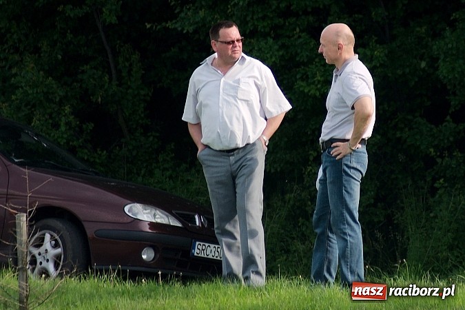 Zdjęcie w galerii na portalu naszraciborz.pl: Bezbarwny pojedynek w Bolesławiu. Rogów w B klasie wiadomości z regionu