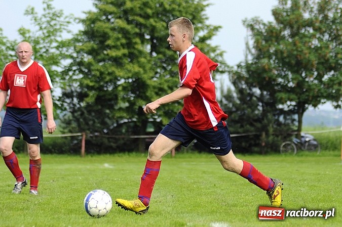 Zdjęcie w galerii na portalu naszraciborz.pl: Kornowac wygrał z Cyprzanowem wiadomości z regionu