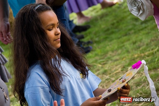 Zdjęcie w galerii na portalu naszraciborz.pl: Spotkanie z Afryką w kościele Matki Bożej wiadomości z regionu