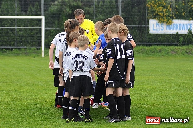 Zdjęcie w galerii na portalu naszraciborz.pl: Deszcz bramek w meczu orlików wiadomości z regionu