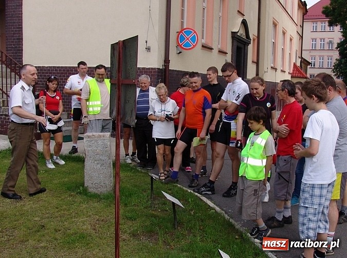 Zdjęcie w galerii na portalu naszraciborz.pl: Rajd Śladami Obrońców Granic PTTK-u wiadomości z regionu