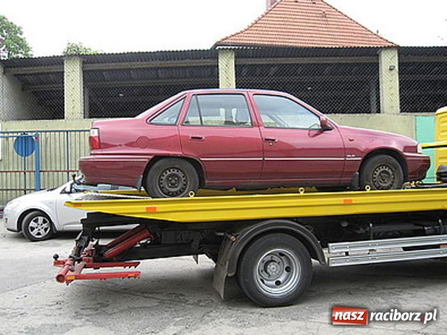 Zdjęcie w galerii na portalu naszraciborz.pl: Raport szeryfa - pościg i potrącenie wiadomości z regionu