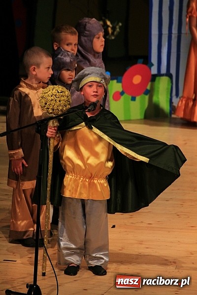 Zdjęcie w galerii na portalu naszraciborz.pl: Wielka gala przedszkolaków w RCK wiadomości z regionu