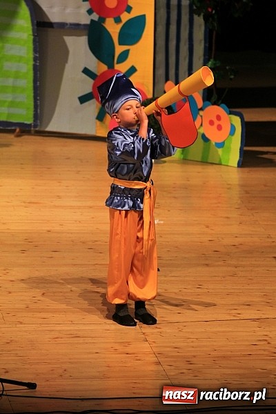 Zdjęcie w galerii na portalu naszraciborz.pl: Wielka gala przedszkolaków w RCK wiadomości z regionu