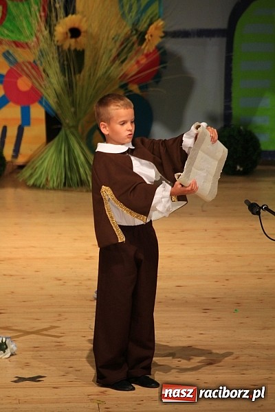 Zdjęcie w galerii na portalu naszraciborz.pl: Wielka gala przedszkolaków w RCK wiadomości z regionu