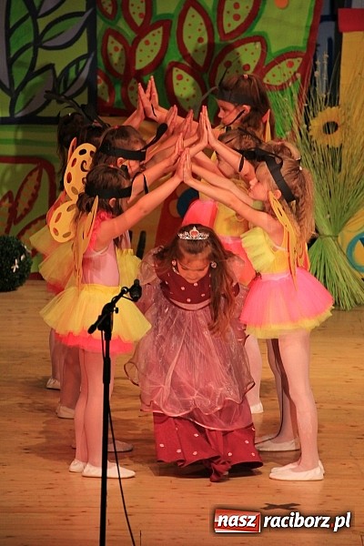 Zdjęcie w galerii na portalu naszraciborz.pl: Wielka gala przedszkolaków w RCK wiadomości z regionu