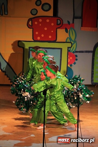Zdjęcie w galerii na portalu naszraciborz.pl: Wielka gala przedszkolaków w RCK wiadomości z regionu