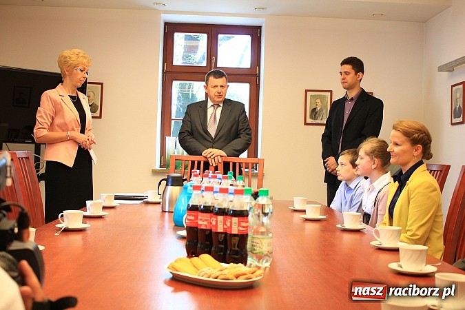 Zdjęcie w galerii na portalu naszraciborz.pl: Kto otrzymał tytuł Mistrza Ortografii? wiadomości z regionu