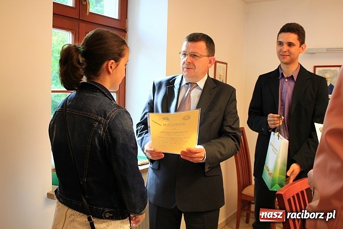 Zdjęcie w galerii na portalu naszraciborz.pl: Kto otrzymał tytuł Mistrza Ortografii? wiadomości z regionu