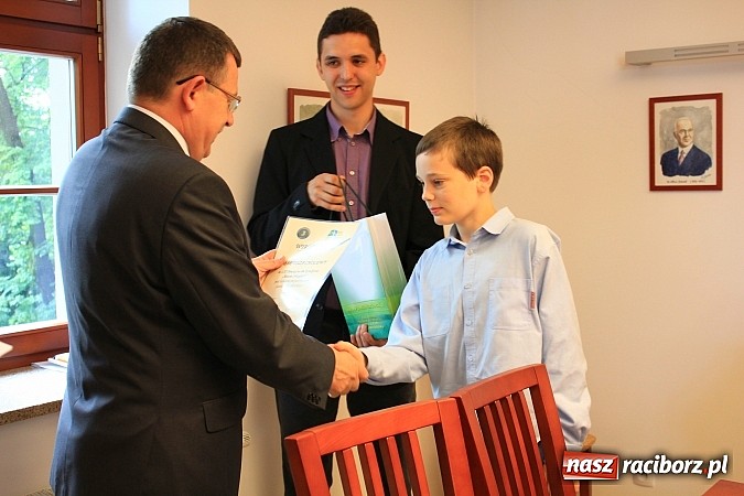 Zdjęcie w galerii na portalu naszraciborz.pl: Kto otrzymał tytuł Mistrza Ortografii? wiadomości z regionu