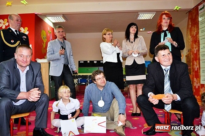 Zdjęcie w galerii na portalu naszraciborz.pl: Klucz do uczenia - gość z Rosji w gminie Krzyżanowice wiadomości z regionu