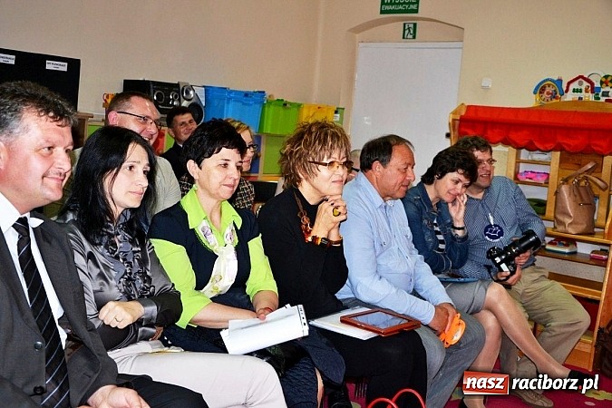 Zdjęcie w galerii na portalu naszraciborz.pl: Klucz do uczenia - gość z Rosji w gminie Krzyżanowice wiadomości z regionu