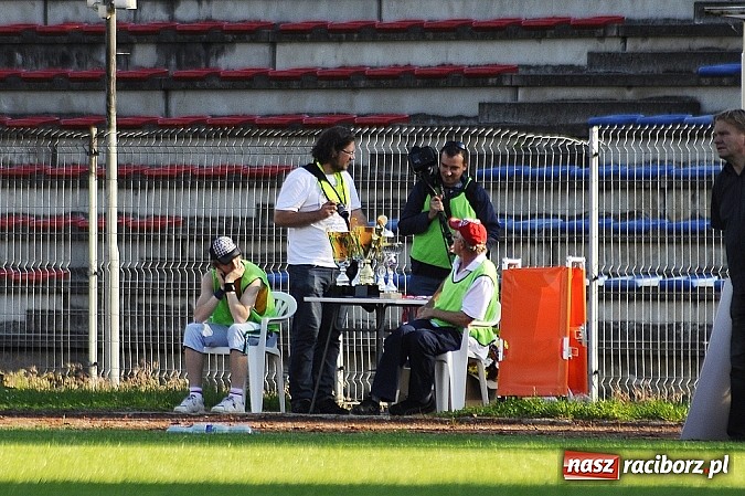 Zdjęcie w galerii na portalu naszraciborz.pl: Piąty tytuł mistrzyń Polski dla Unitek wiadomości z regionu