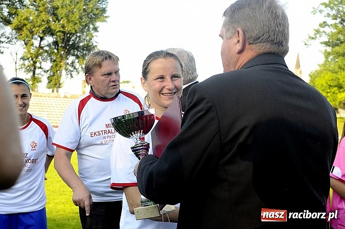 Zdjęcie w galerii na portalu naszraciborz.pl: Piąty tytuł mistrzyń Polski dla Unitek wiadomości z regionu