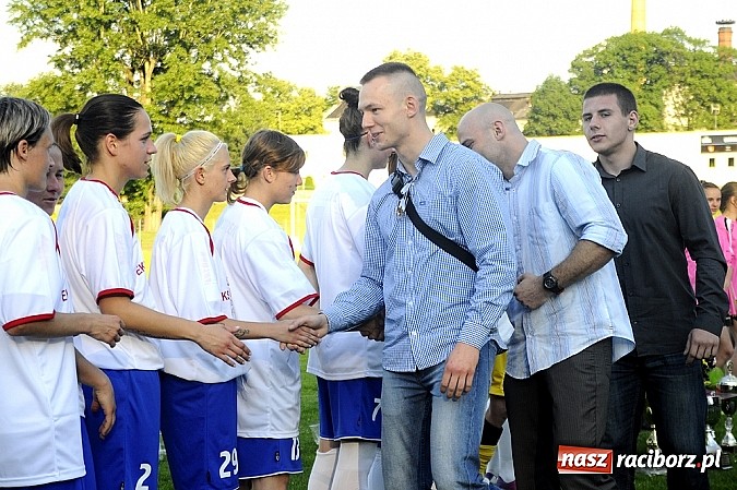 Zdjęcie w galerii na portalu naszraciborz.pl: Piąty tytuł mistrzyń Polski dla Unitek wiadomości z regionu