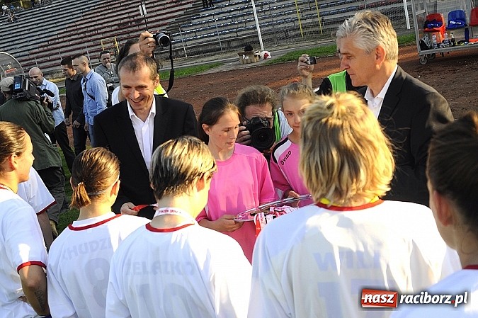 Zdjęcie w galerii na portalu naszraciborz.pl: Piąty tytuł mistrzyń Polski dla Unitek wiadomości z regionu