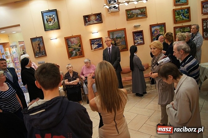 Zdjęcie w galerii na portalu naszraciborz.pl: Odszukani w cieniu w RCI wiadomości z regionu