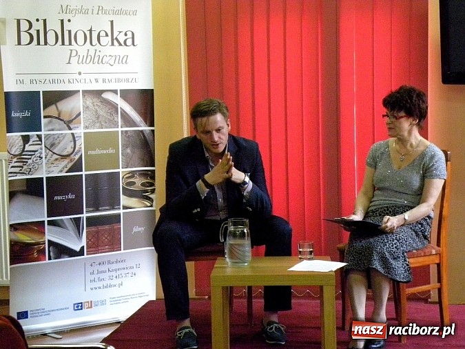 Zdjęcie w galerii na portalu naszraciborz.pl: Jestem Ślązakiem! – spotkanie autorskie z Twardochem wiadomości z regionu