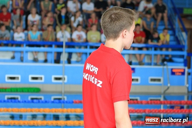 Zdjęcie w galerii na portalu naszraciborz.pl: Piknik pływacki w ZSOMS wiadomości z regionu