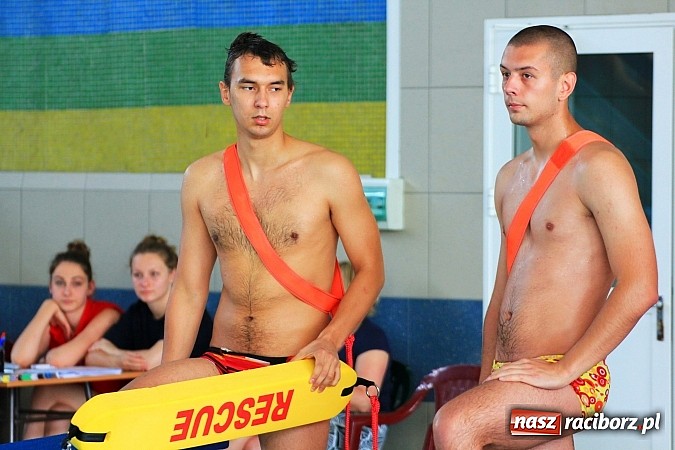 Zdjęcie w galerii na portalu naszraciborz.pl: Piknik pływacki w ZSOMS wiadomości z regionu