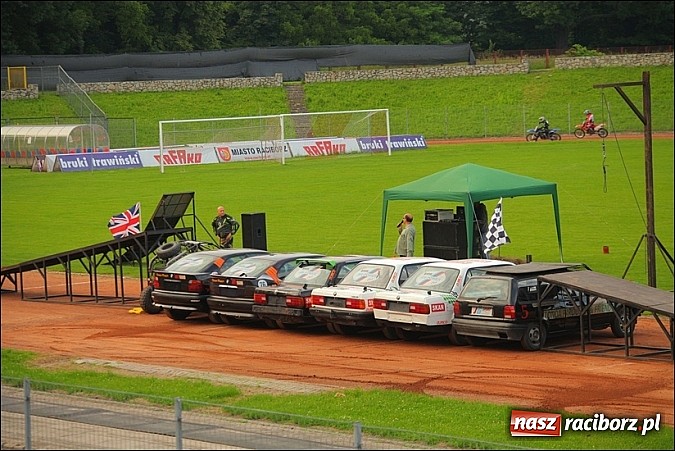 Zdjęcie w galerii na portalu naszraciborz.pl: Freestyle Streets Owners - doskonałe kaskaderskie show na stadionie wiadomości z regionu