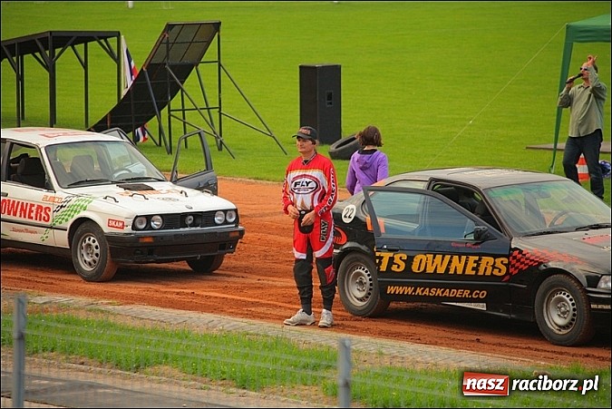 Zdjęcie w galerii na portalu naszraciborz.pl: Freestyle Streets Owners - doskonałe kaskaderskie show na stadionie wiadomości z regionu