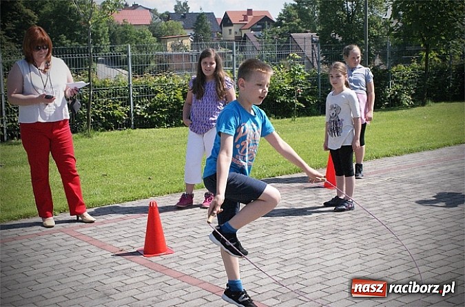 Zdjęcie w galerii na portalu naszraciborz.pl: ZSP 2 - sport kontra używki wiadomości z regionu