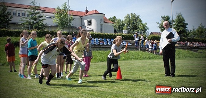 Zdjęcie w galerii na portalu naszraciborz.pl: ZSP 2 - sport kontra używki wiadomości z regionu