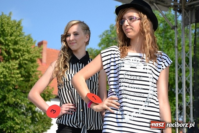 Zdjęcie w galerii na portalu naszraciborz.pl: W Tworkowie wybrali najsympatyczniejszą nastolatkę wiadomości z regionu