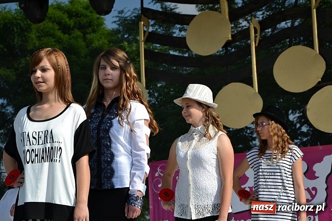 Zdjęcie w galerii na portalu naszraciborz.pl: W Tworkowie wybrali najsympatyczniejszą nastolatkę wiadomości z regionu