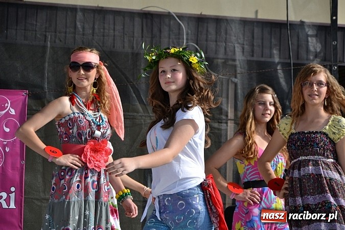 Zdjęcie w galerii na portalu naszraciborz.pl: W Tworkowie wybrali najsympatyczniejszą nastolatkę wiadomości z regionu