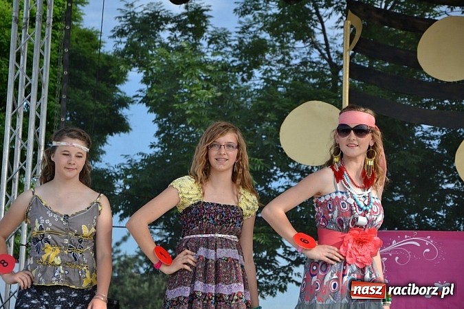 Zdjęcie w galerii na portalu naszraciborz.pl: W Tworkowie wybrali najsympatyczniejszą nastolatkę wiadomości z regionu