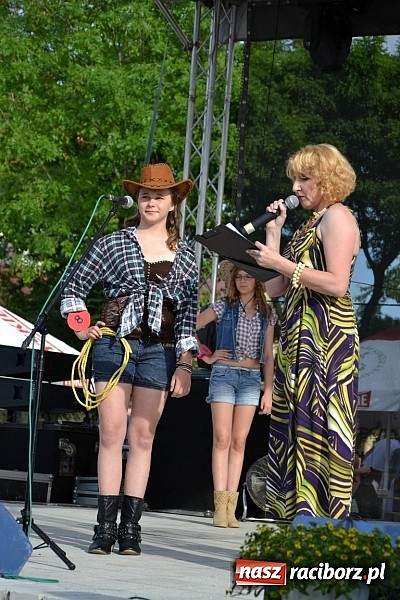 Zdjęcie w galerii na portalu naszraciborz.pl: W Tworkowie wybrali najsympatyczniejszą nastolatkę wiadomości z regionu