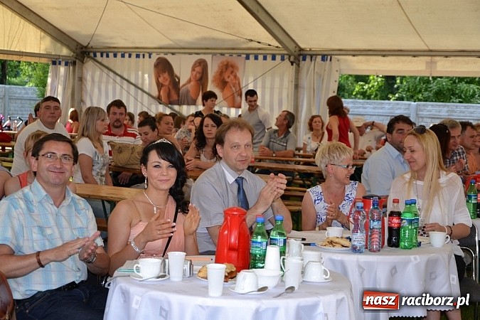 Zdjęcie w galerii na portalu naszraciborz.pl: W Tworkowie wybrali najsympatyczniejszą nastolatkę wiadomości z regionu