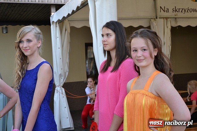 Zdjęcie w galerii na portalu naszraciborz.pl: W Tworkowie wybrali najsympatyczniejszą nastolatkę wiadomości z regionu