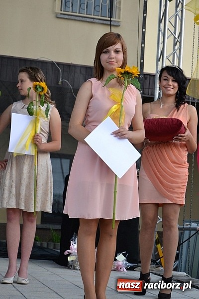 Zdjęcie w galerii na portalu naszraciborz.pl: W Tworkowie wybrali najsympatyczniejszą nastolatkę wiadomości z regionu