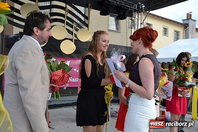 Zdjęcie w galerii na portalu naszraciborz.pl: W Tworkowie wybrali najsympatyczniejszą nastolatkę wiadomości z regionu