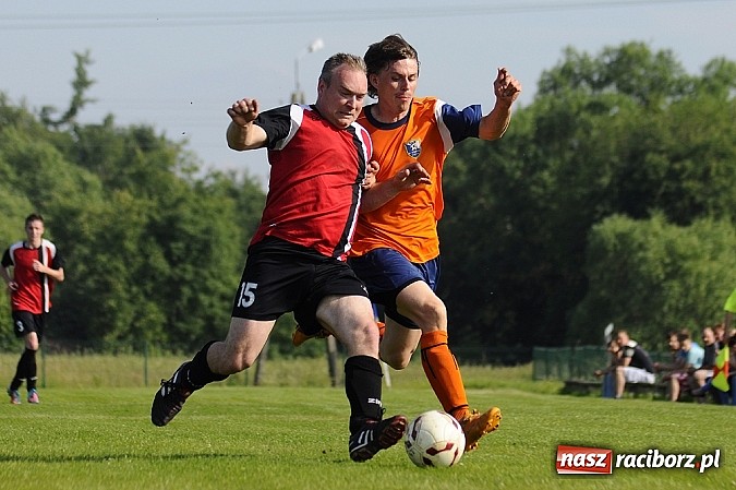 Zdjęcie w galerii na portalu naszraciborz.pl: Gamów przegrał w Brzeziu. Owsiszcze awansowały do A-klasy wiadomości z regionu