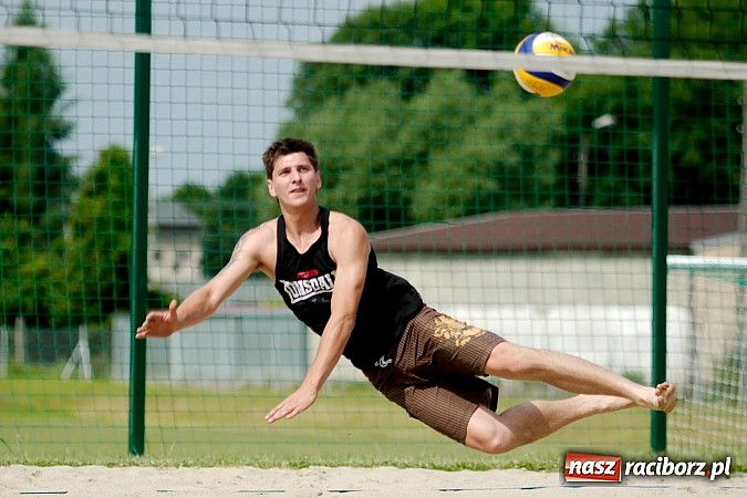 Zdjęcie w galerii na portalu naszraciborz.pl: LKS Chałupki obchodził 80-lecie założenia wiadomości z regionu