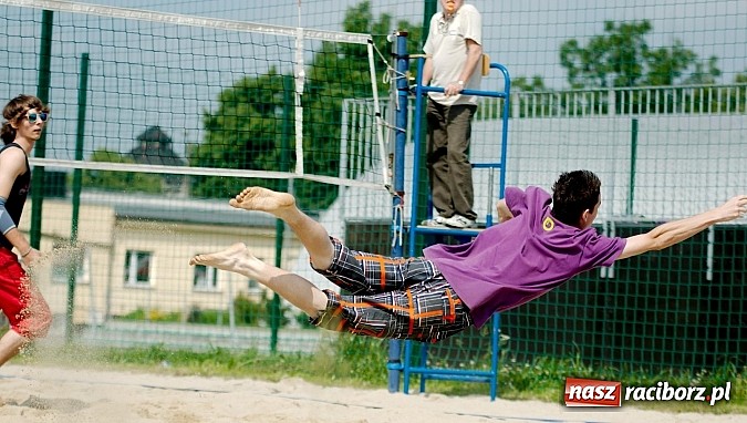 Zdjęcie w galerii na portalu naszraciborz.pl: LKS Chałupki obchodził 80-lecie założenia wiadomości z regionu